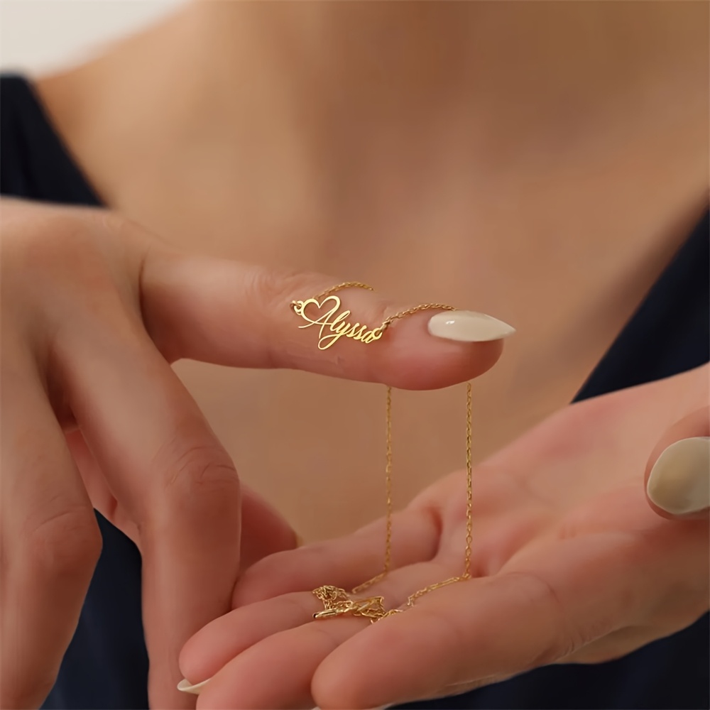 Birth Flower Necklace - สร้อยคอรูปหัวใจสลักชื่อตามสั่งสำหรับผู้หญิง สแตนเลสสตีล ชุบทอง 18k เครื่องประดับมินิมอลเรียบหรู ของขวัญวันเกิด